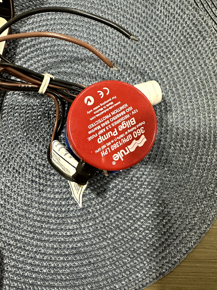 Rule 360Gph Bilge Pump - 12V 24DA