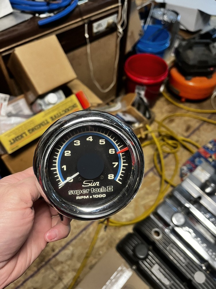 Vintage SunSuper Tach ||-Very Nice