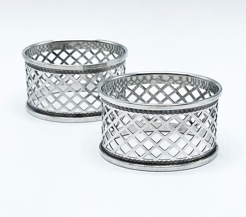 SILVER NAPKIN RINGS BIRMINGHAM 1995 PIERCED LATTICE DESIGN