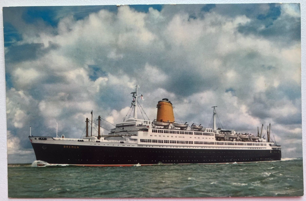 Vintage postcard features Vierschrauben-TS Bremen flagship of Bremen line unposted