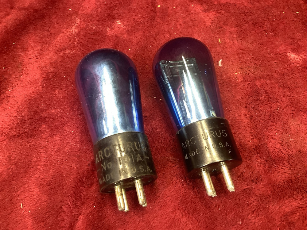 Arcturus 101A, #01A tubes, Globe Type Radio Tube BLUE glass, No. 101A Good Filam