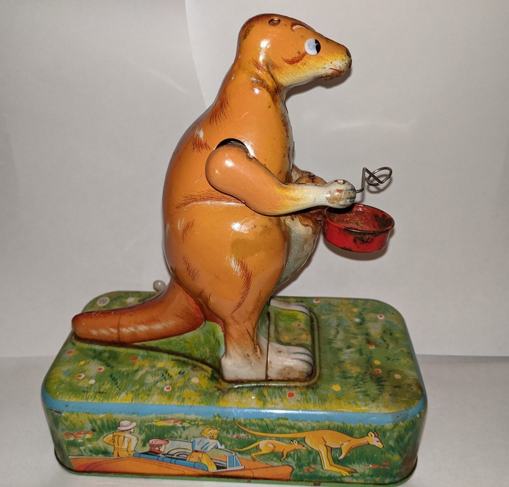 Vintage Tin Toy Battery Operated Modern Toys Japan Kangaroo, Works!  See Video