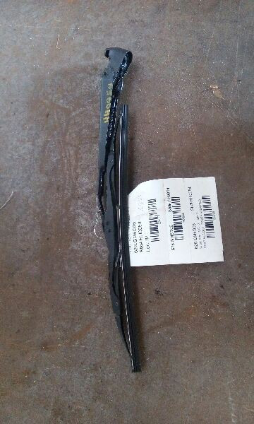 2006 Cadillac SRX Replacement Wiper Arm