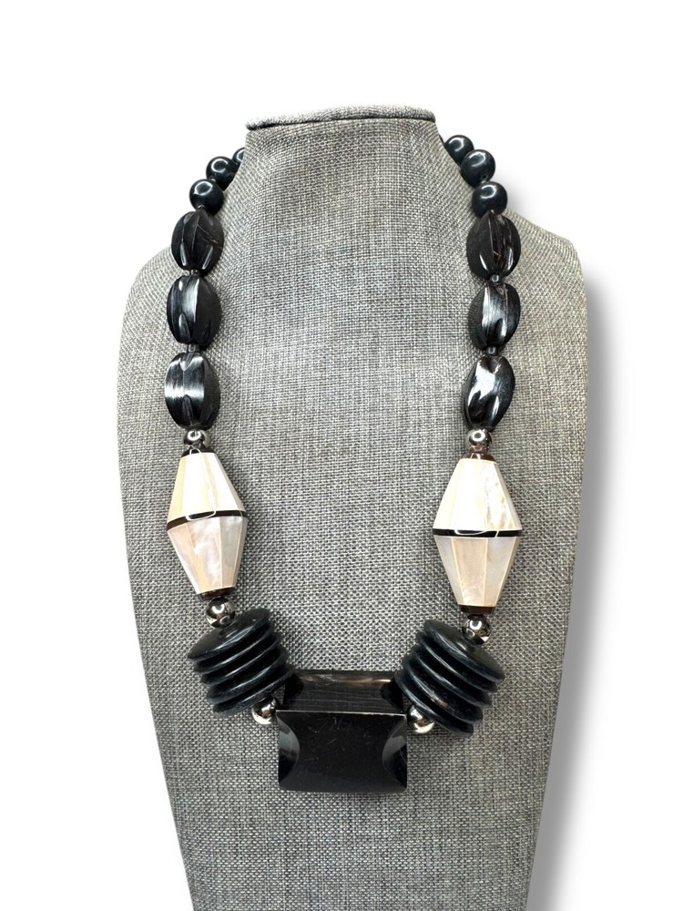 Black White Geometric Mother of Pearl Onyx Beads Statement Necklace 21 Inches
