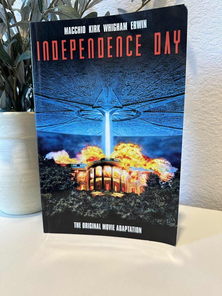 Titan Comic Independence Day The Original Movie Adaptation Phil Crain(Paperback)