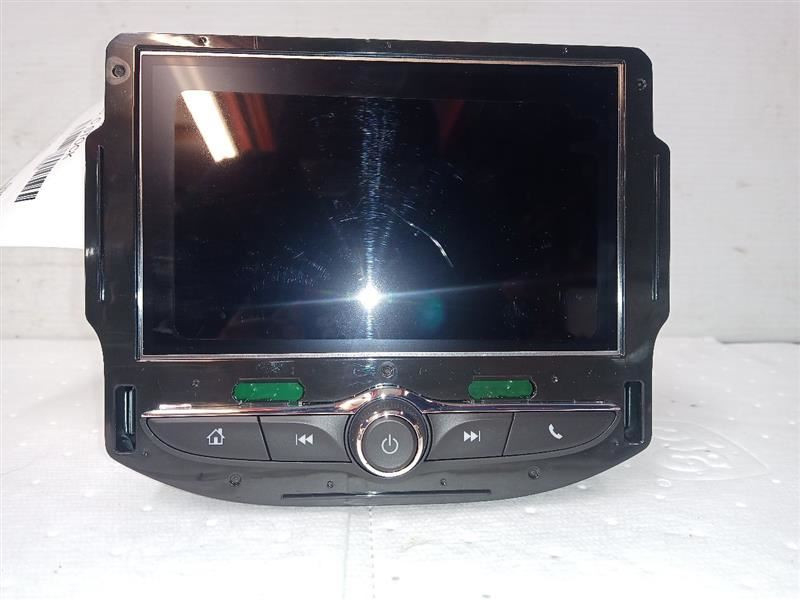 GM 86810851 Display Screen Radio Receiver from 2023 Chevy Trailblazer 10372521