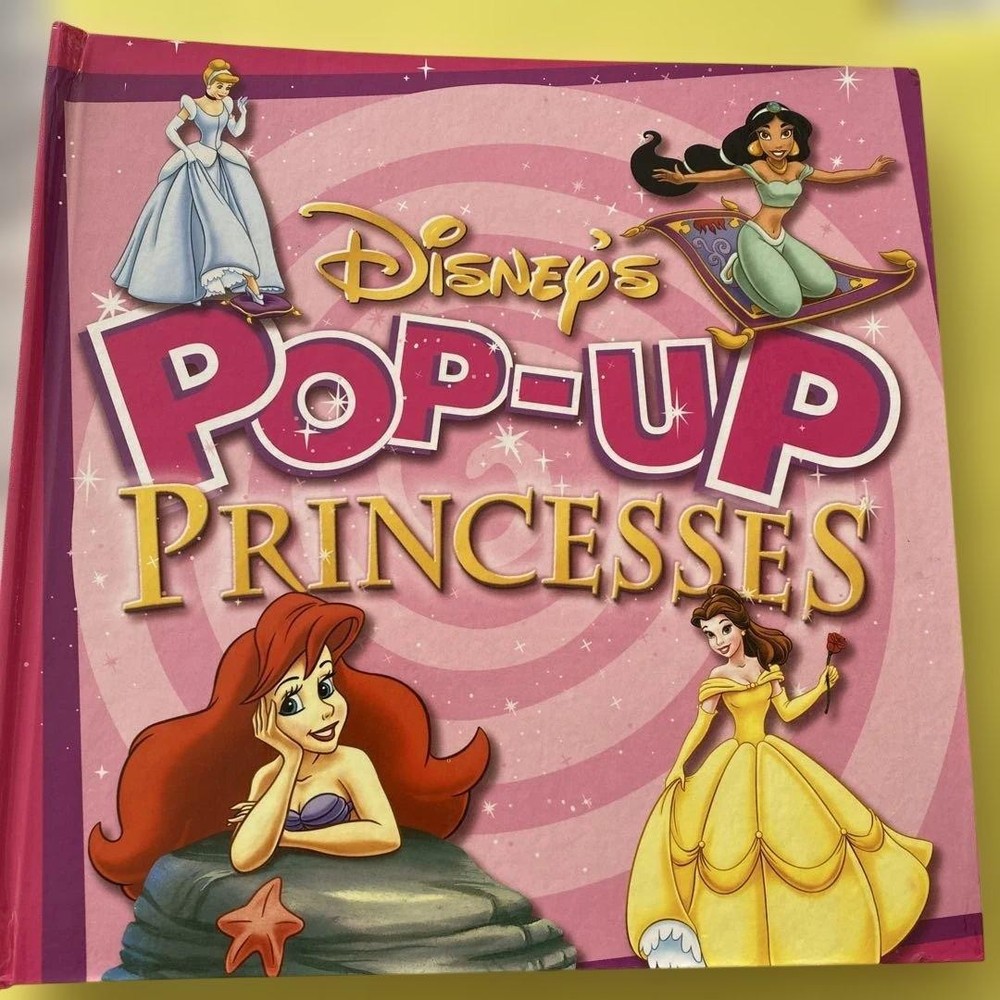 Disney’s POPUP PRINCESSES Book 3D PopUp Storybook Excellent