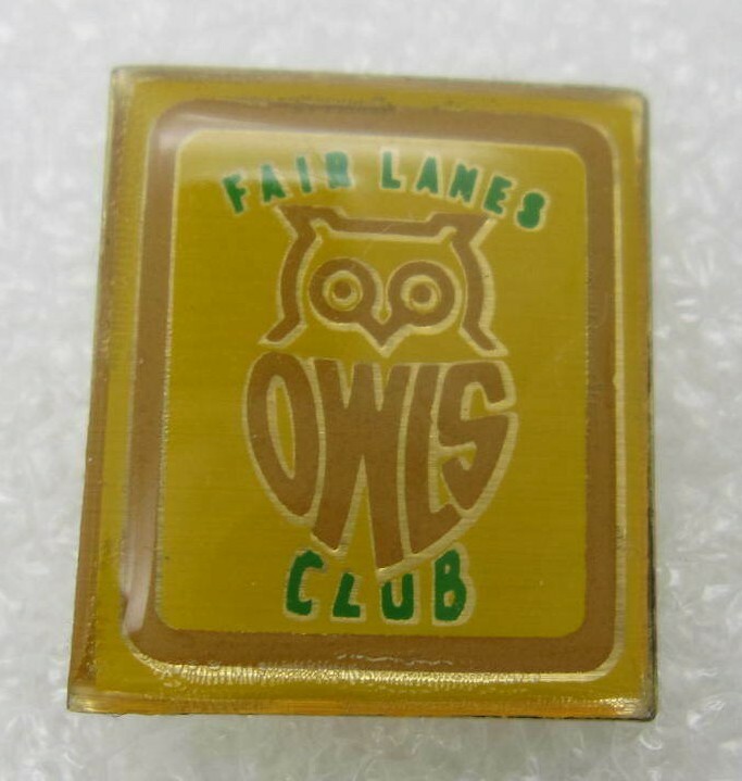 Fair Lanes Owls Club Lapel Pin (A609)