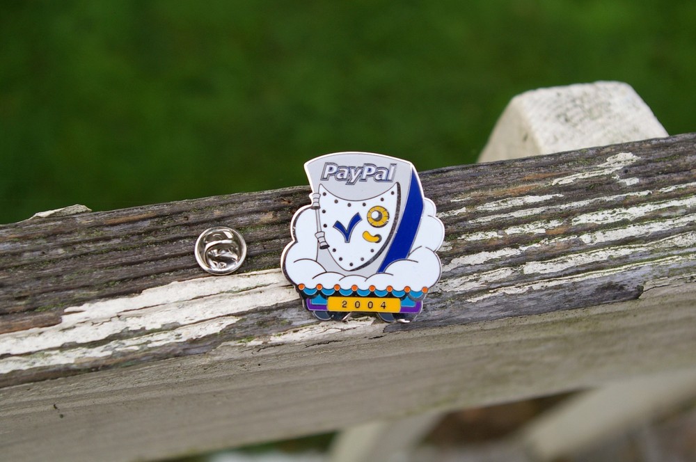 Paypal 2004 Bank Vault Safe Cloud Silver Tone Metal & Enamel Lapel Pin Pinback-image