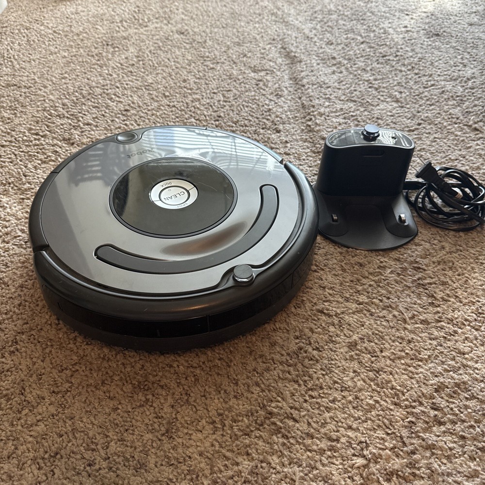 iRobot Roomba 635 Robot Vacuum with Charging Base – Check Charge Issue in Description