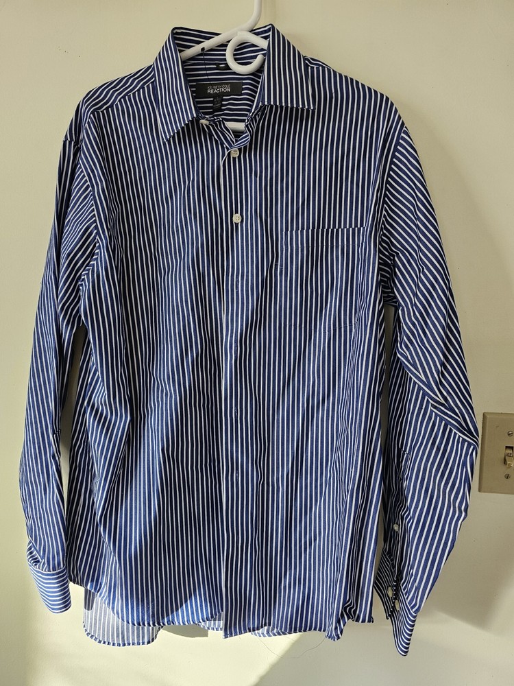 Kenneth Cole Reaction Button Up Dress Shirt Men's Large Blue White Stripes