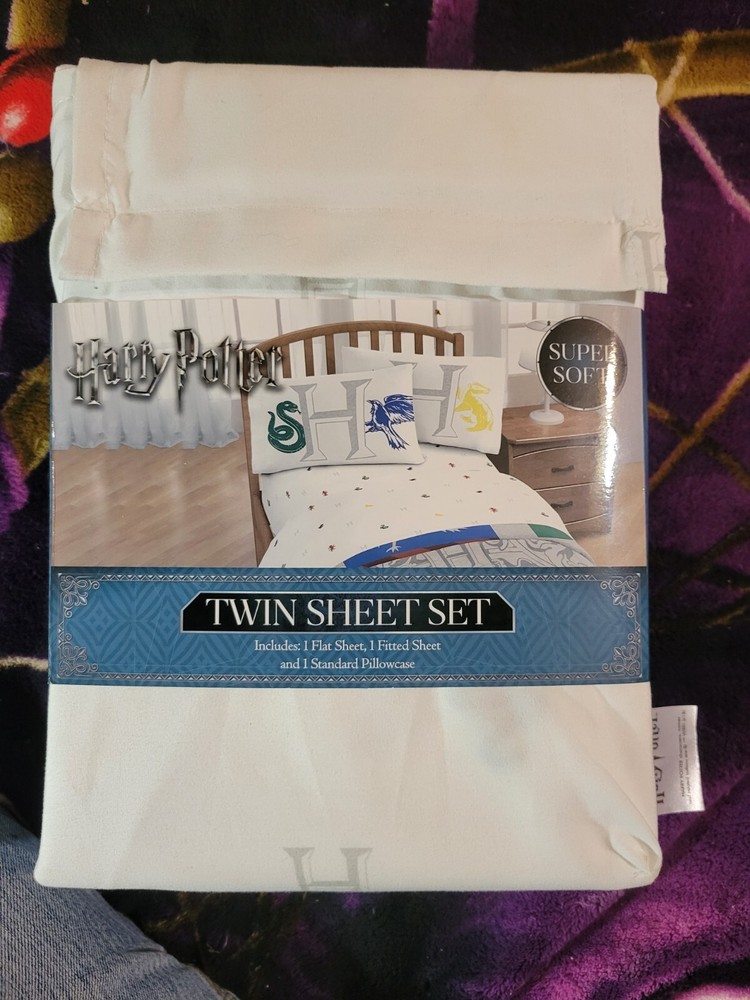 Harry Potter Twin Fitted Sheet Brand New With Tags  