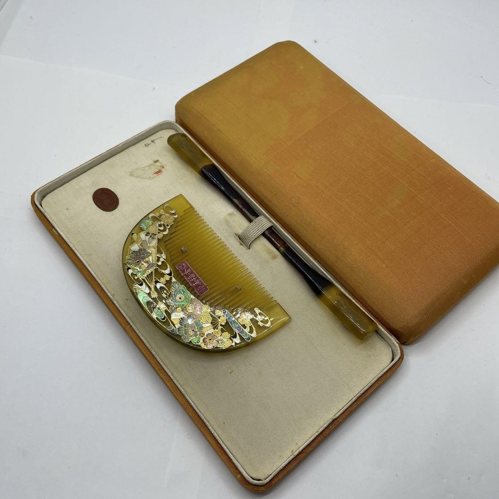 Vintage Gold Shell Comb Hairpin Set for Kimono Includes Box 861