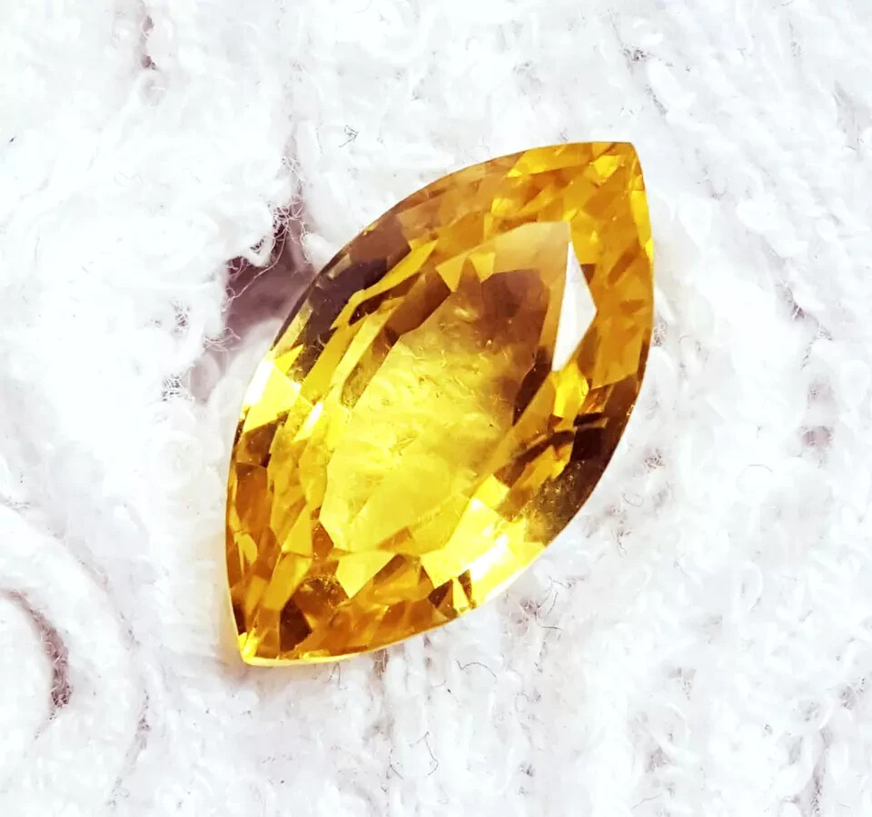 EGL Certified 10.56 Ct Natural VVS Yellow Sapphire Marquise Loose Gemstone