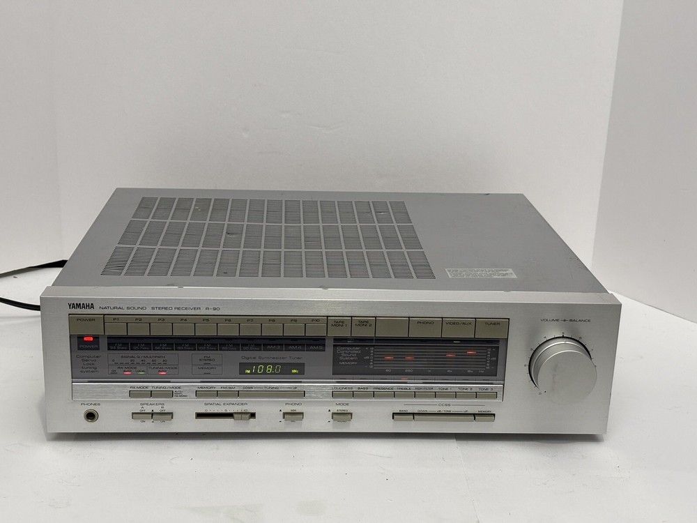 Vintage Yamaha R-90 Natural Sound Stereo AM FM Receiver - Silver Face - Tested