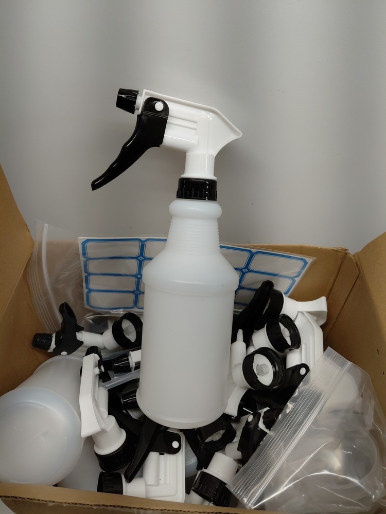 18-Pack 16oz Refillable Plastic Spray Bottles Bulk Set for Cleaning & Gardening