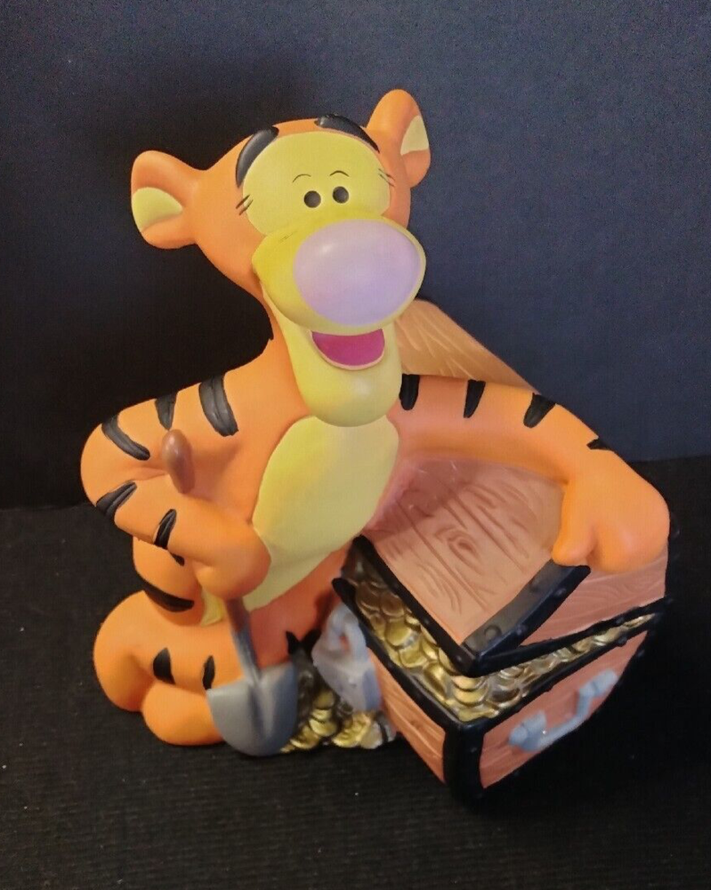 1999 Tigger Treasure Chest Plastic Coin Piggy Bank - Pre-owned
