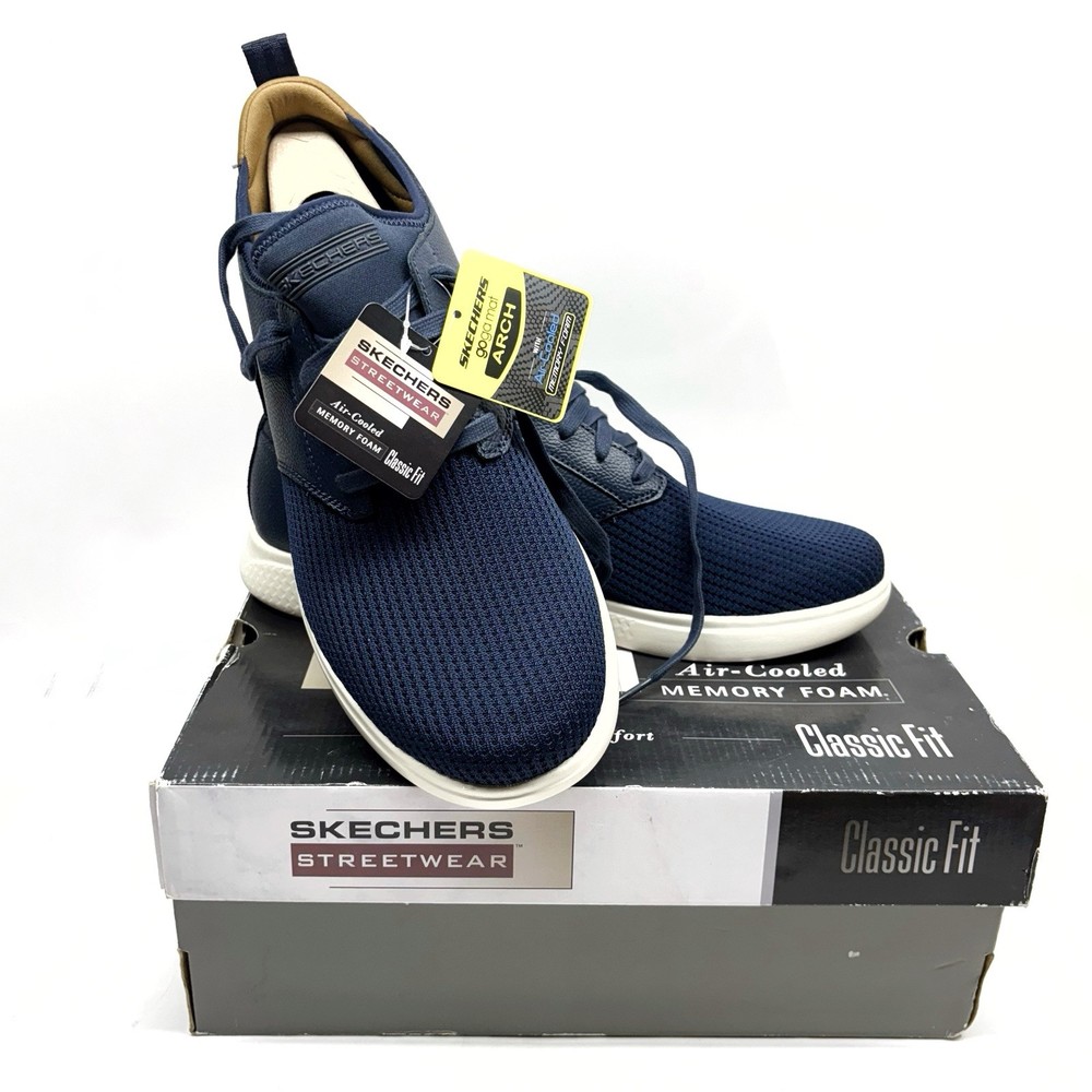 Skechers Memory Foam Knit Leather Sneakers in Navy Size 11