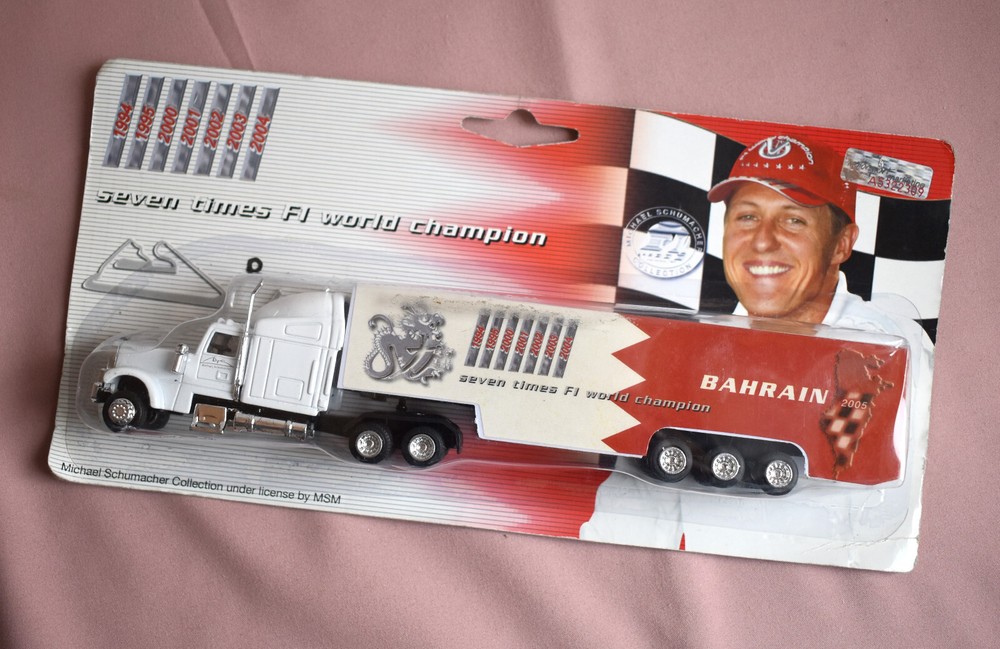 MICHAEL SCHUMACHER COLLECTION :  SEVEN TIMES F1 WORLD CHAMPION ( BAHRAIN ) TRUCK