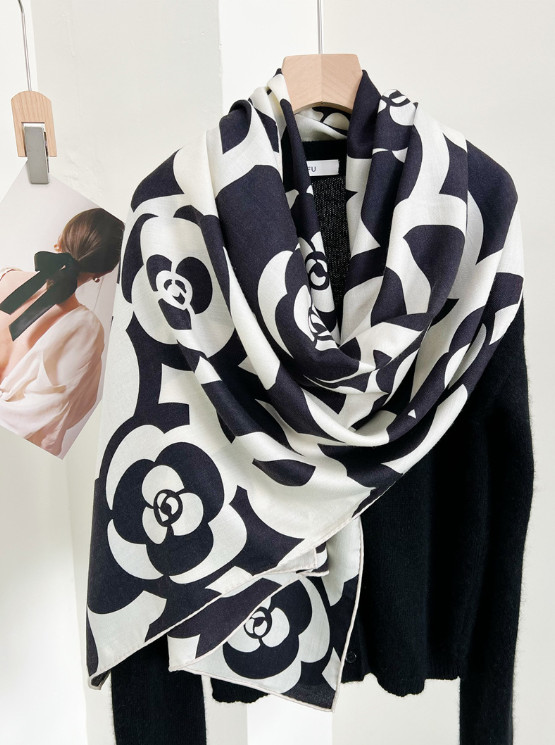 Luxury 70% Cashmere 30% Silk Camellia Print Double Face Wrap Scarf 70x25