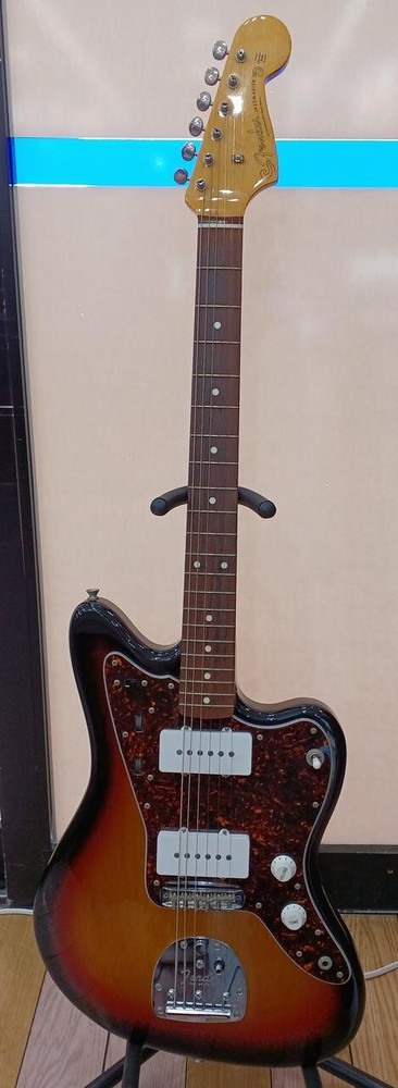 Fender Japan JM66 3TS Jazzmaster 3Tone Sunburst Used Electric Guitar w/ Gig Bag