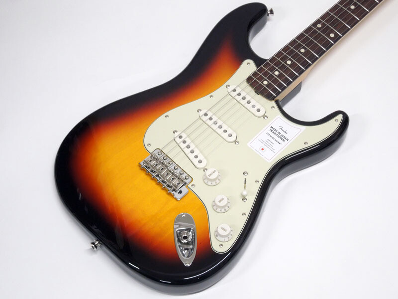 Fender Made In Japan Traditional  60s Stratocaster   3CS