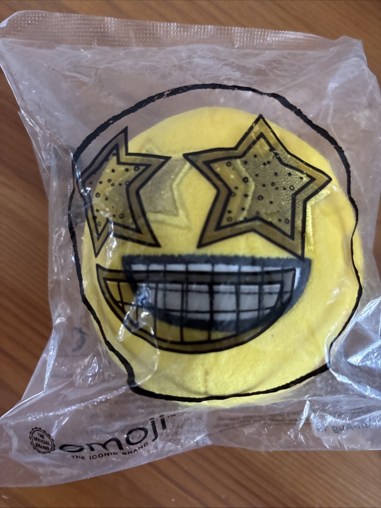 Burger King 2019 Emoji Smile Face Plush Toy 3.5 Inch Shiny Star Eyes Kids Meal NIB