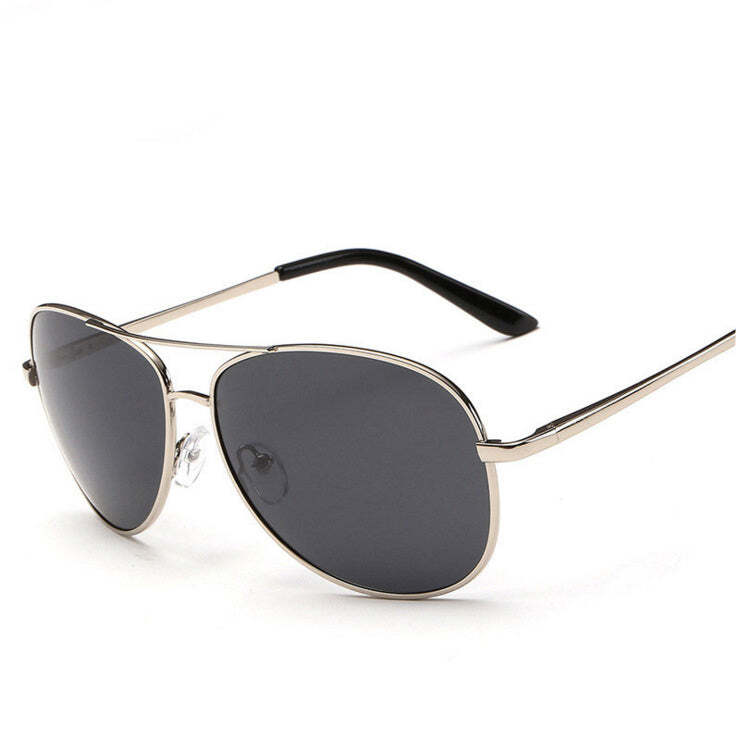 Fashionable Men's Large Frame Polarized Sunglasses