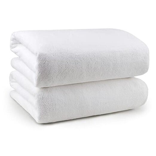 Soft 27x54 Inch White Bath Towels 2-Pack - Plush & Absorbent
