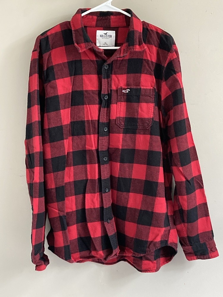Hollister Flannel Shirt Mens XL Button Up Long Sleeve Plaid Red Black Lumberjack