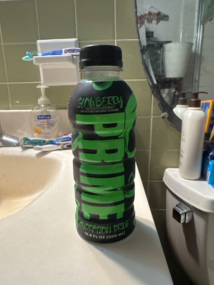 glow in the dark glow Berry Prime