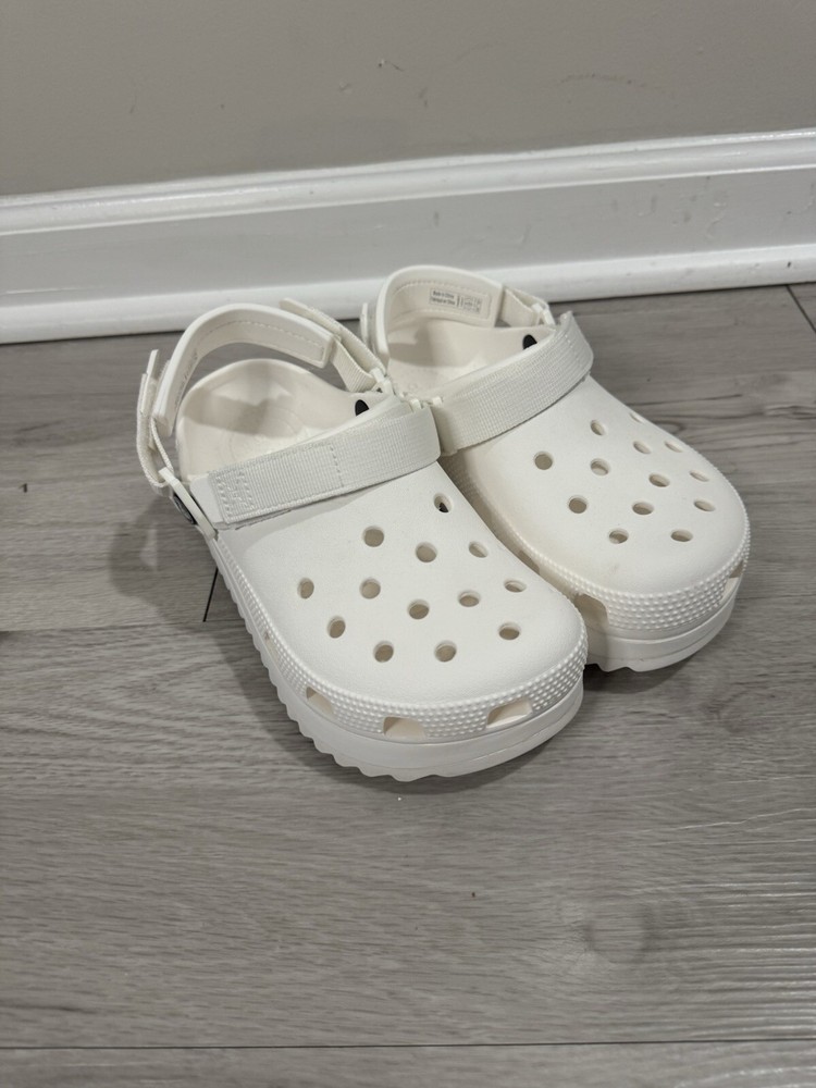 NWT Crocs Classic Hiker Clog White/White Womens 7 Mens 5 Water-Friendly Comfort Shoes