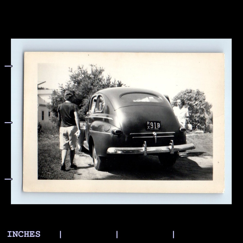 Vintage Photo WOMEN BY CLASSIC CAR NEW JERSEY LICENSE PLATE