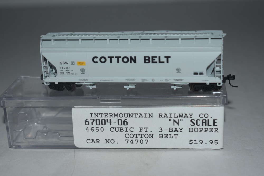 N Scale Intermountain 67004 Cotton Belt 3-Bay Covered Hopper 74707 C48359