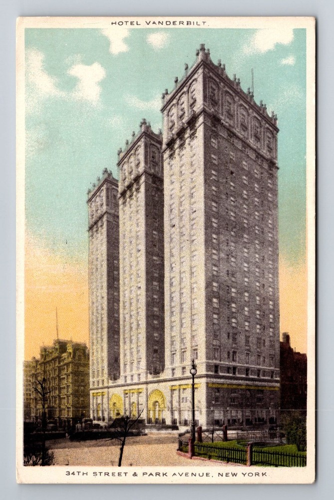 New York City NY, 34th Street And Park Avenue, Souvenir, Vintage Postcard