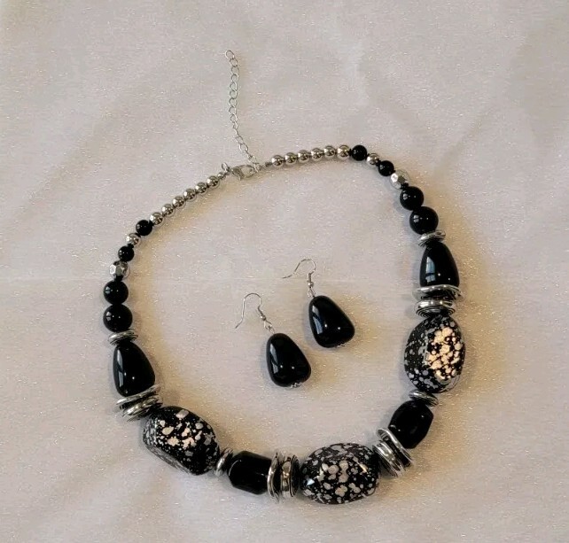 Black & Silver Statement Necklace & Earrings Set  