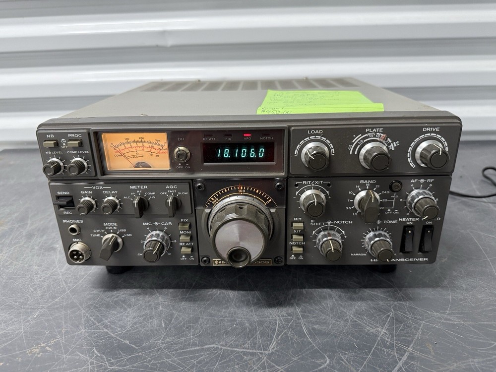 Kenwood Gold Badge TS-830S HF Transceiver Good Condition