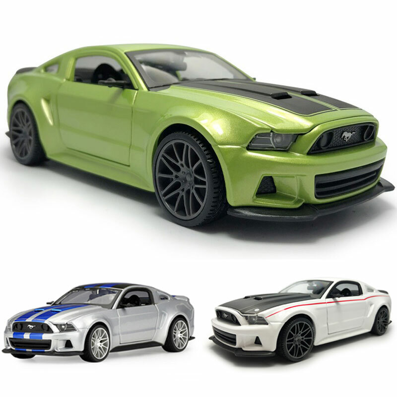 1:24 Scale 2014 Ford Mustang Street Racer Model Car Diecast Vehicle Collection