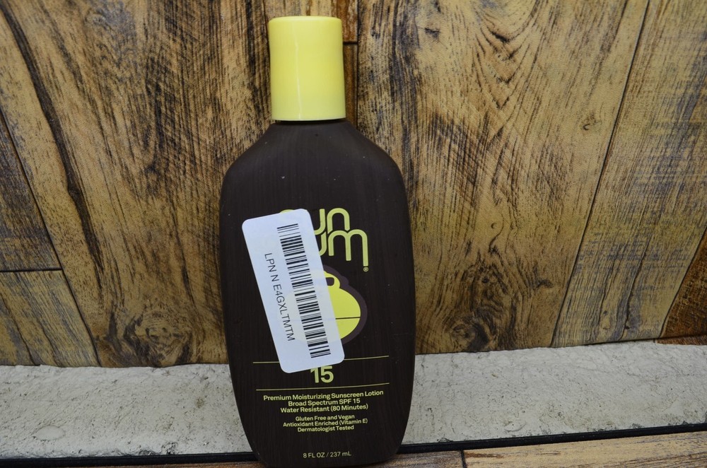 Sun Bum Original SPF 15 Sunscreen Body Lotion | Broad Spectrum Moisturizing Sunb