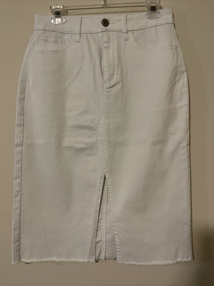 Women's Size 11 White Stretchy Midi Skirt with Front Slit NWT A3014