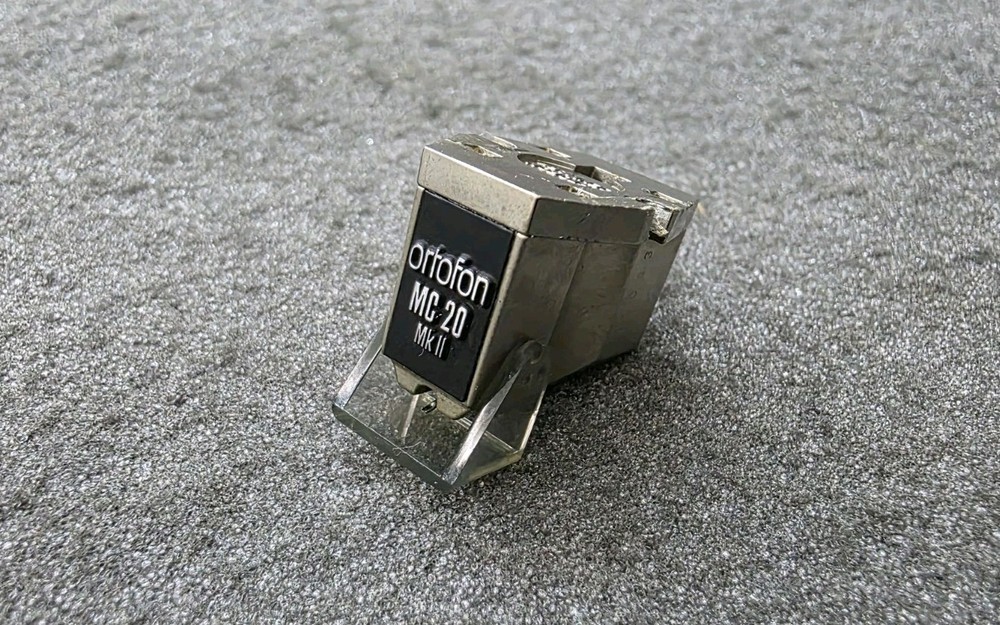 Ortofon MC 20 MKII. MC Cartridge
