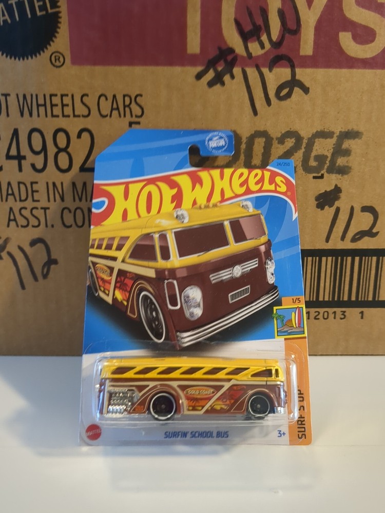 HOT WHEELS 2023 #24 YELLOW SURFIN SCHOOL BUS PALM BEACH GOLD COAST AUSTRALIA