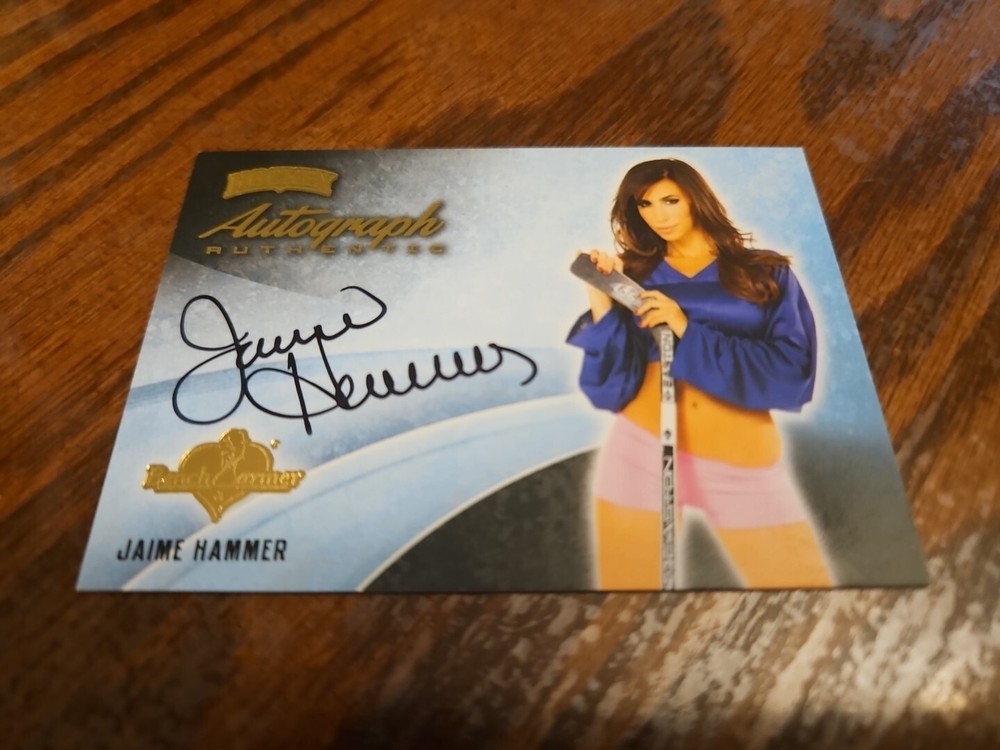 2014 Benchwarmer Hockey Autograph Gold Foil Card Jaime Hammer #38 Auto Playboy