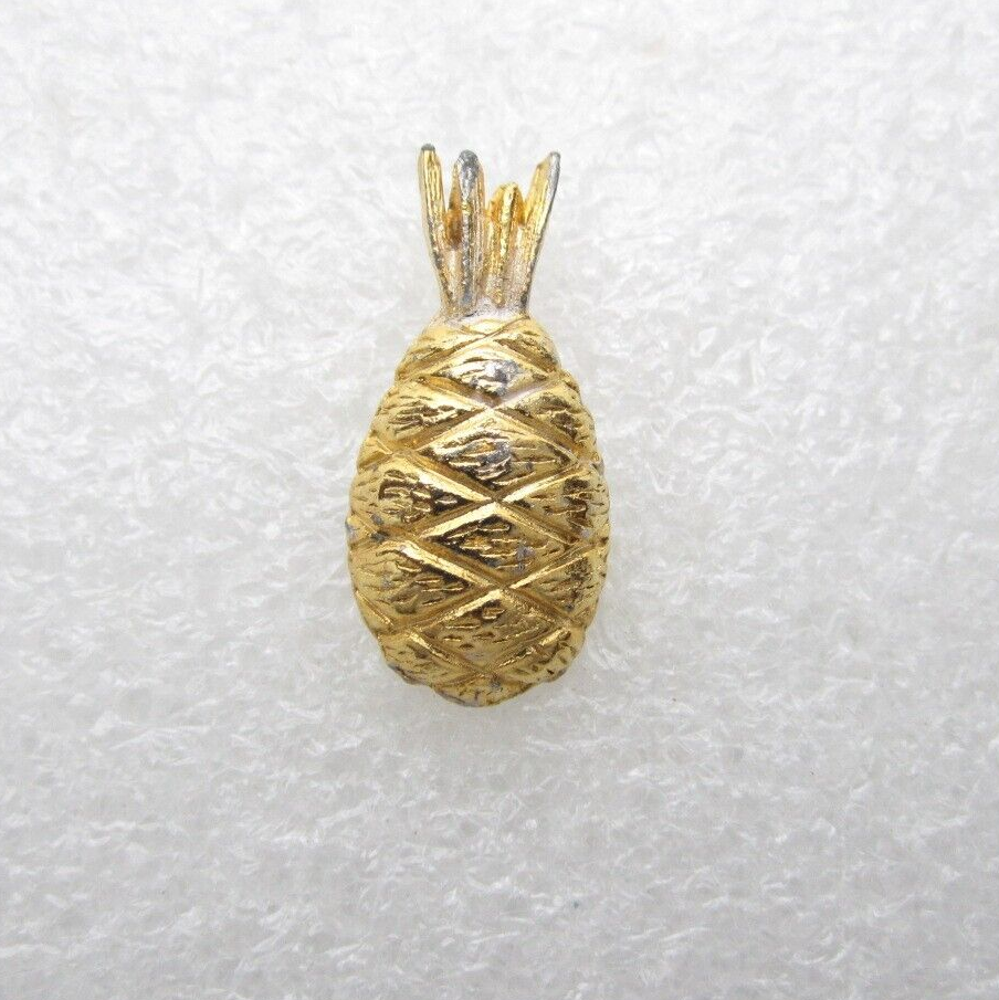 Pineapple Lapel Pin (C213)