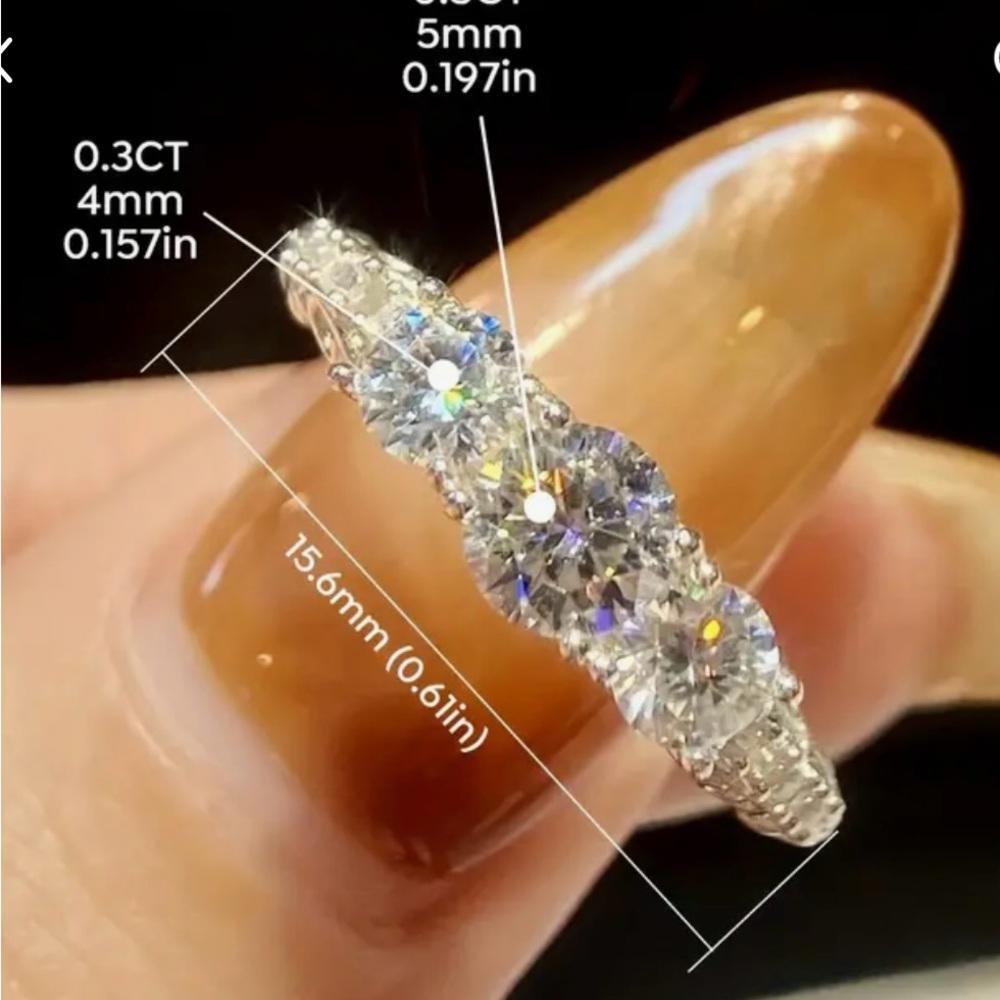 Moissanite Diamond Eternity Band sz 7 NEW w/o tags 7.