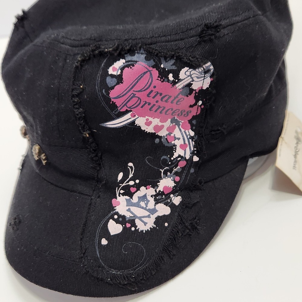 NWT Vintage Walt Disney World Pirate Princess Skull Studs Cadet Style Cap Hat