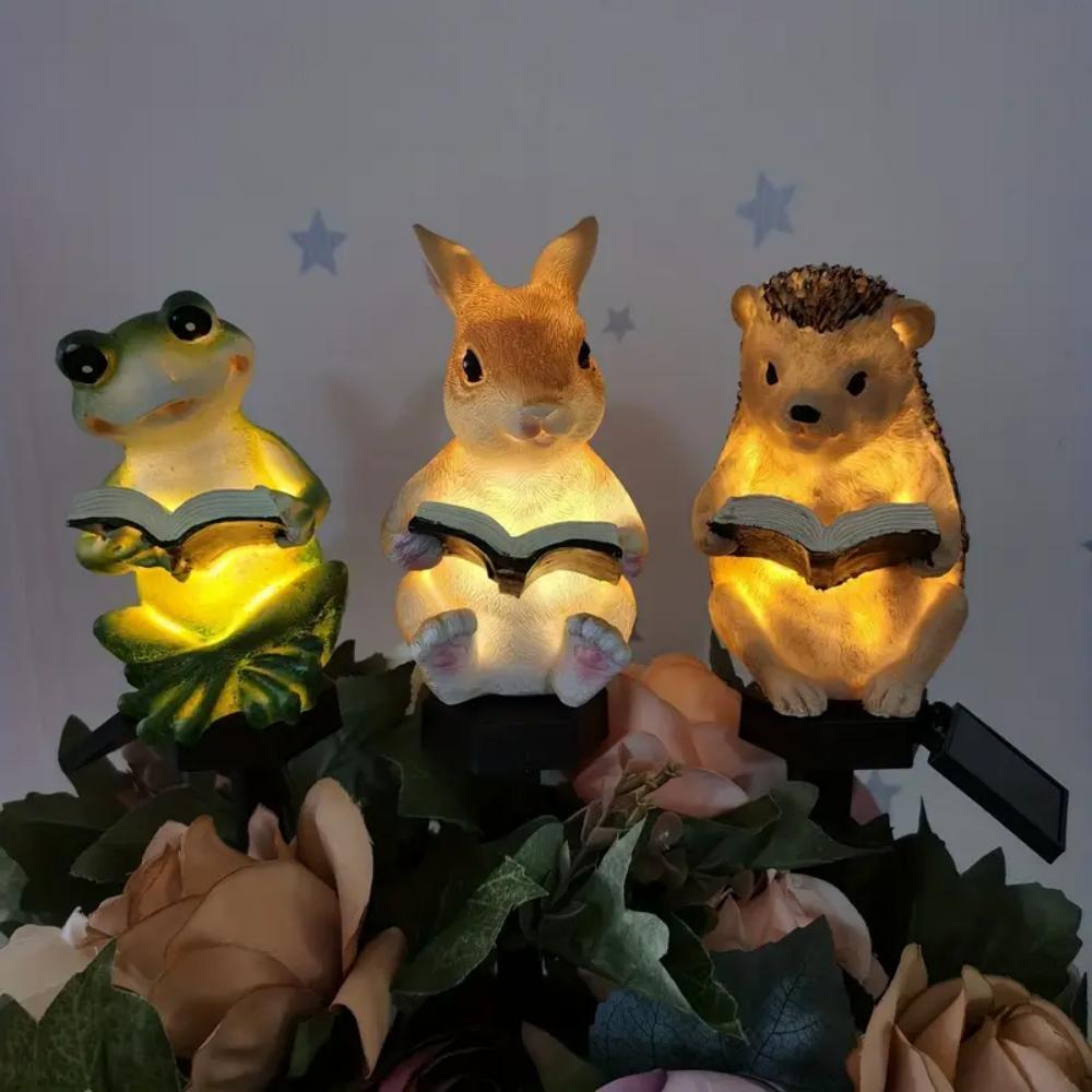 Statue Garden Rabbit Resin Solar Medium Novelty Modern Multicolor Weatherproof