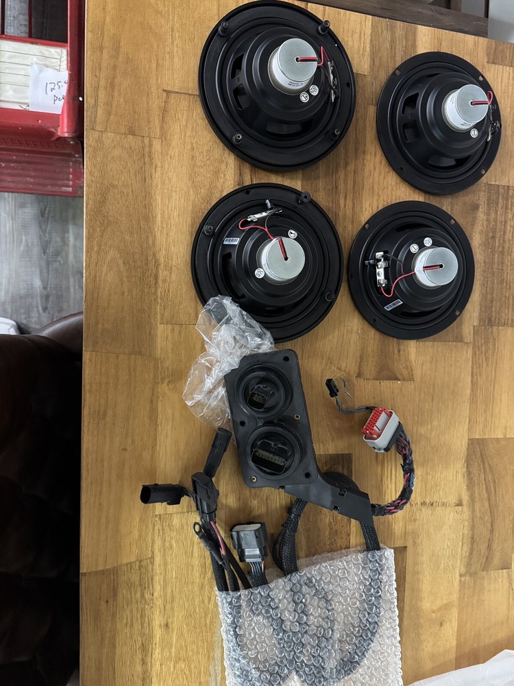 4  Audio Style Speakers Loose Found In Storage Unit