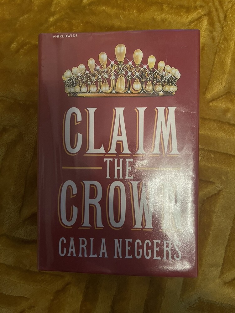 Carla Neggers Book, Claim The Crown, Drama, Vintage, Collectible, Hardcover (26)
