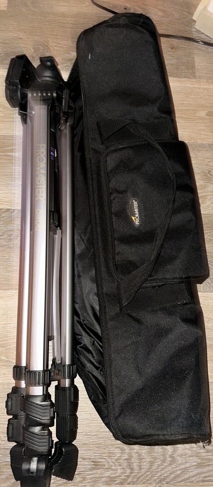 Photo/Video Tripod Promaster 6400 With Box(Case)